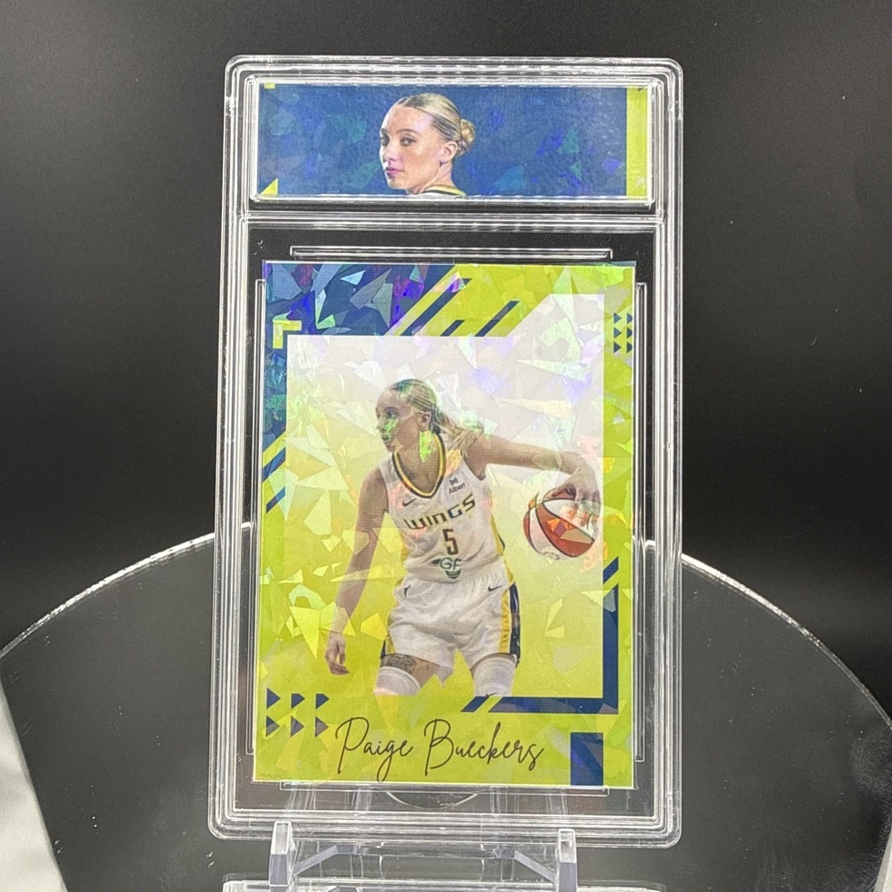 Custom Fan Art Paige Buekers -‎ Refractor